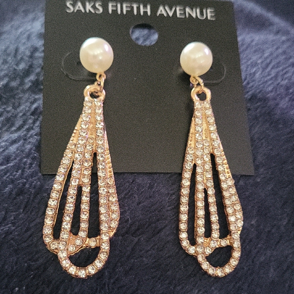 Saks Fifth Avenue Gold and Cream Drop Earrings